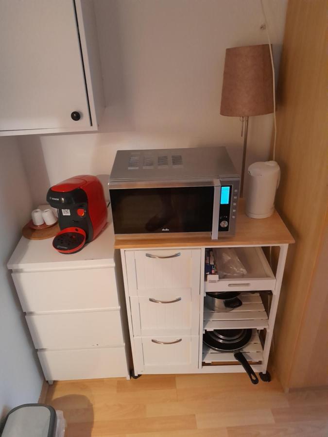 Apartment Mit Kueche Und Balkon Oder Terrasse, Ruhig Und Gut Erreichbar 피딩 외부 사진