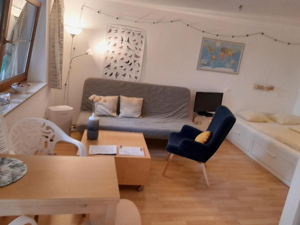 Apartment Mit Kueche Und Balkon Oder Terrasse, Ruhig Und Gut Erreichbar 피딩 외부 사진
