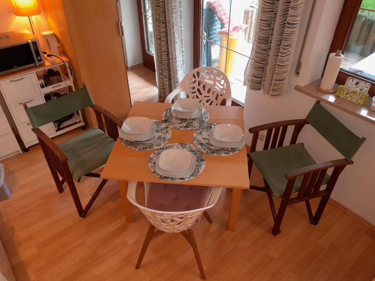 Apartment Mit Kueche Und Balkon Oder Terrasse, Ruhig Und Gut Erreichbar 피딩 외부 사진