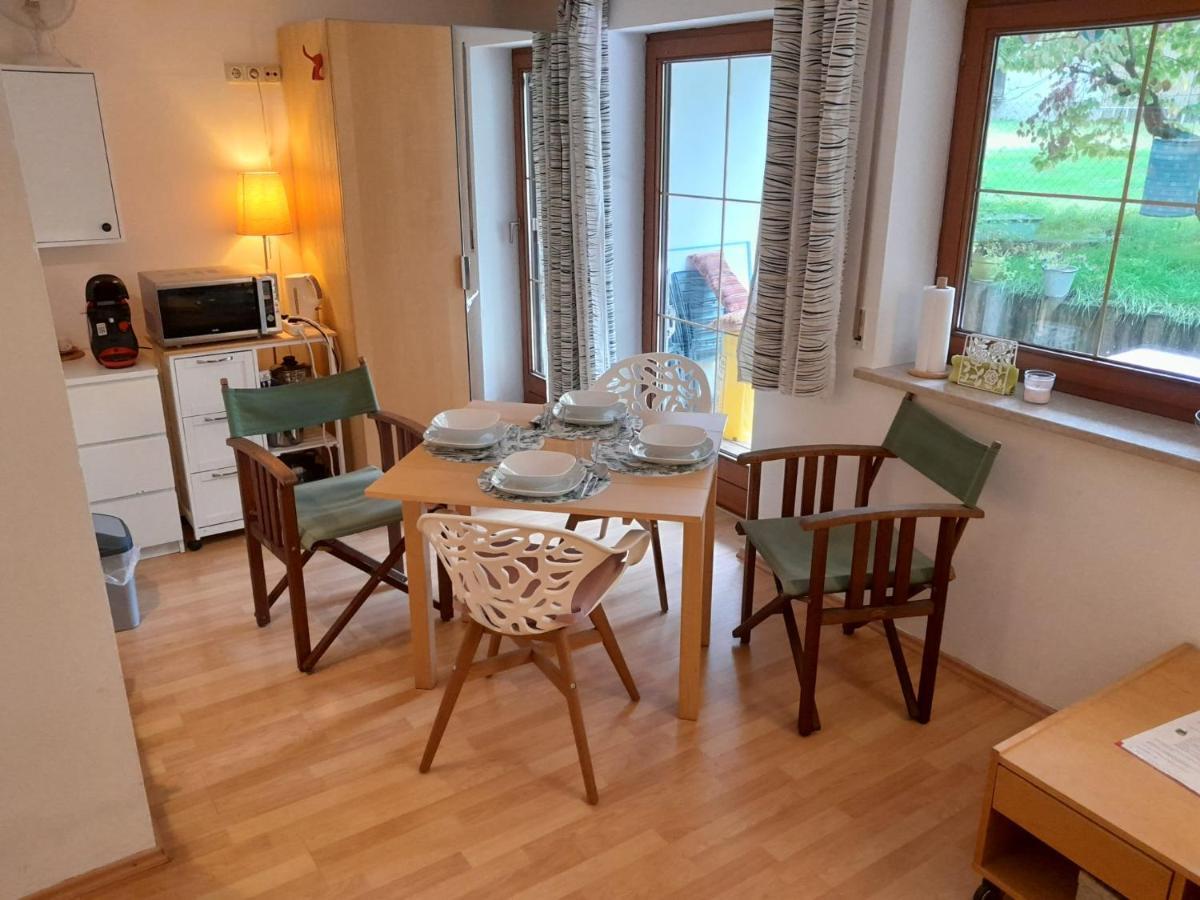 Apartment Mit Kueche Und Balkon Oder Terrasse, Ruhig Und Gut Erreichbar 피딩 외부 사진