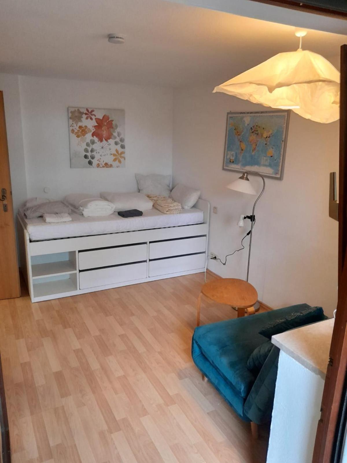 Apartment Mit Kueche Und Balkon Oder Terrasse, Ruhig Und Gut Erreichbar 피딩 외부 사진